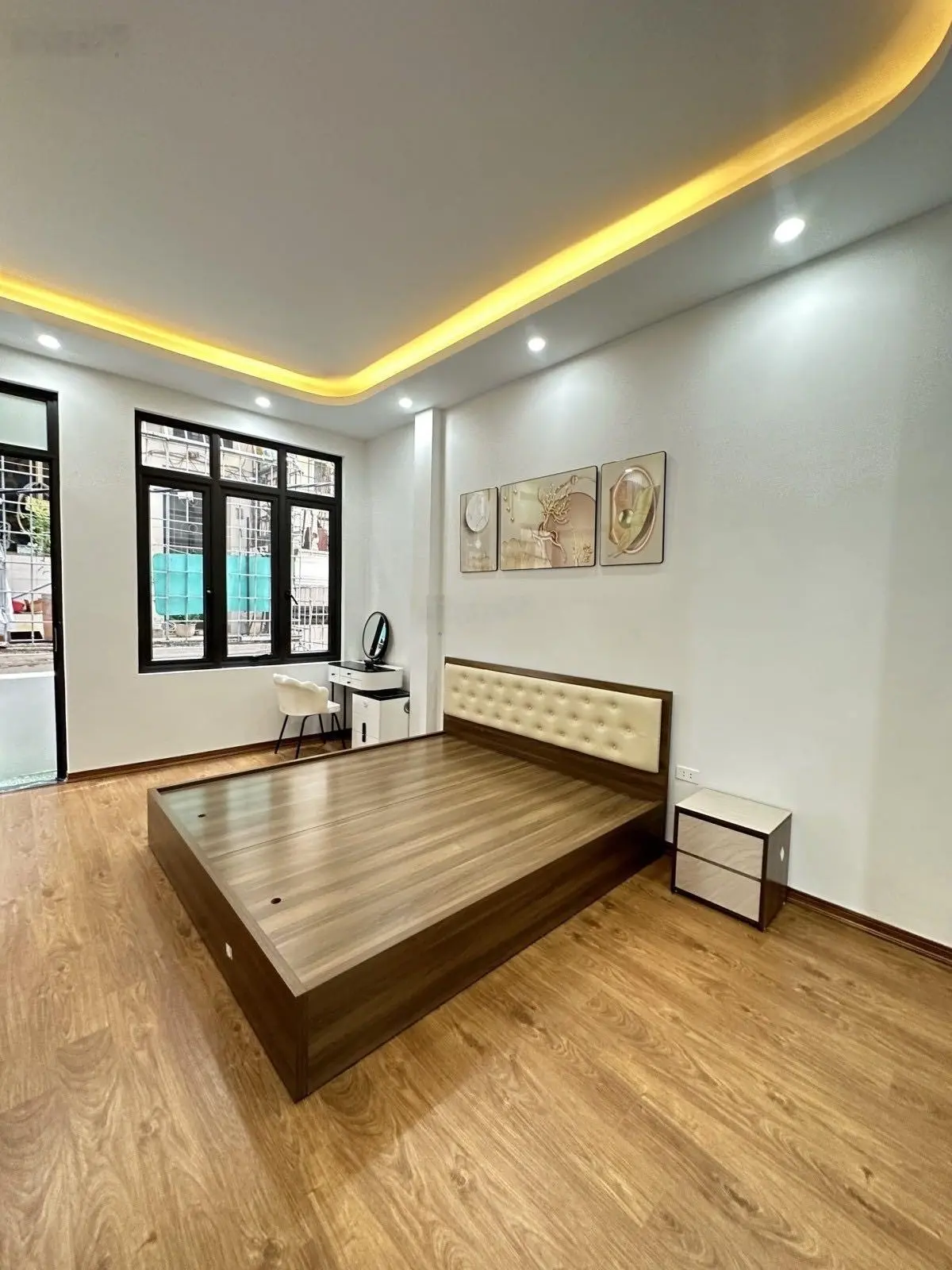 Nhà mới, ngõ thông oto tránh 38m2 - 3.8m mặt tiền - 4 tầng - 5 phòng