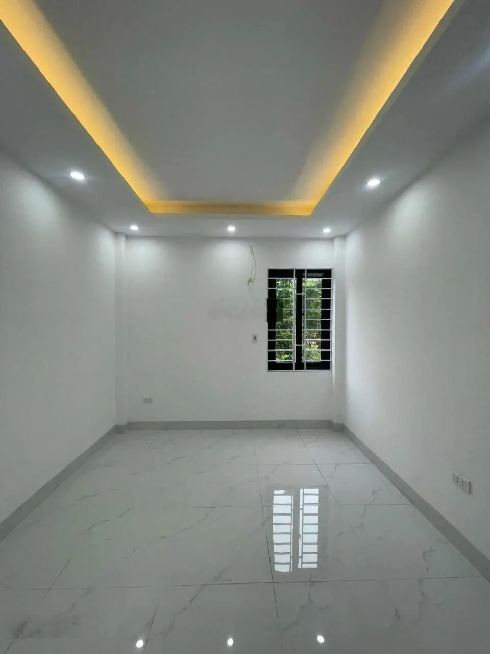 Bán căn 65m2x3T, Đại Tảo, Oto đỗ cửa ngày đêm, gần trường, chơ, UBND