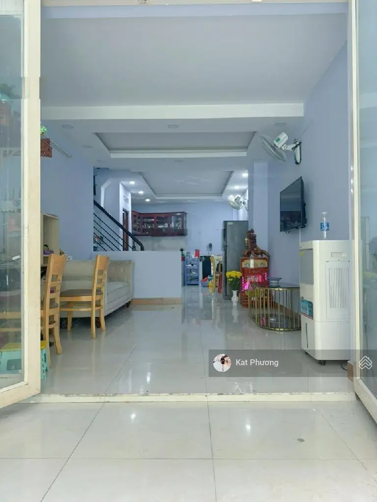 Nhỉnh 8 tỷ-64m2-3 tầng-ngang 4.5m-3pn-nhà hẻm 339 tô hiến thành trung tâm quận 10-gần big c