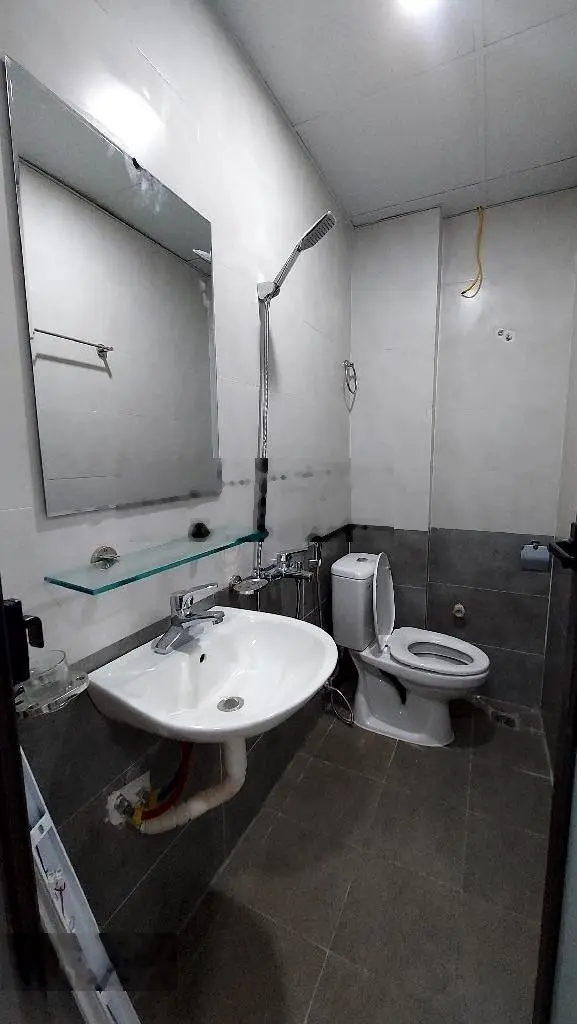 Siêu phẩm 6 tầng mới koong, sát tđc tứ hiệp với giá chỉ nhỉnh 4tỷ, ngõ nông 15m ôtô