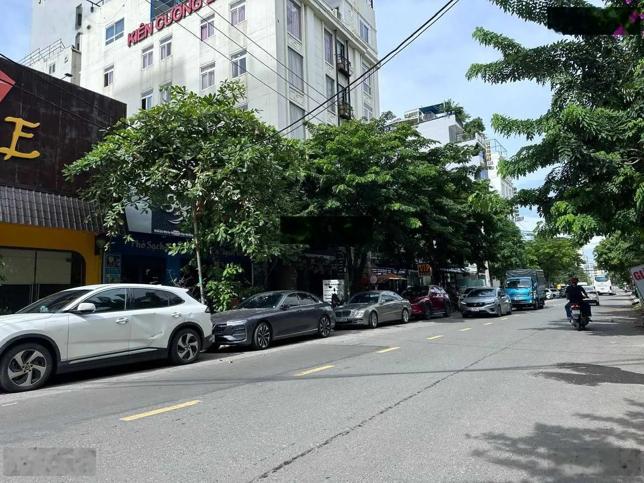 Bán nhà mặt tiền kinh doanh Lê Quang Đạo - Đỗ Bá - DT 165m2 mặt tiền 9m - đang cho thuê