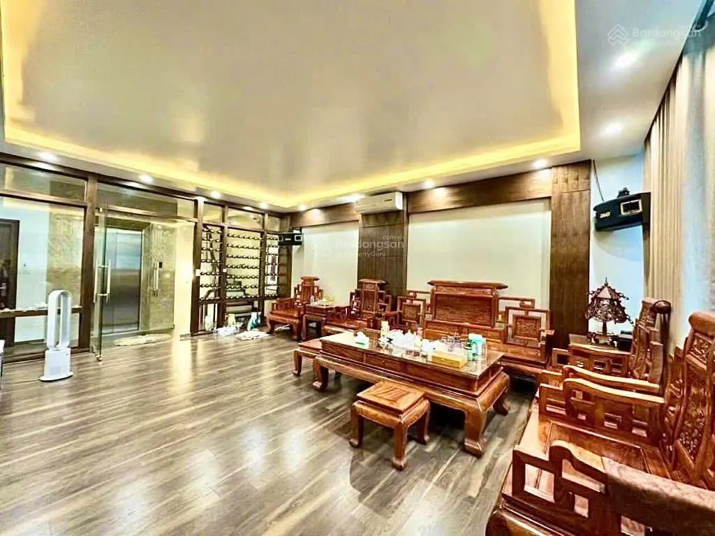 Quá đẹp! Nhà xây mới, 6T, thang máy, phố Thụy Khuê, 10m ô tô tránh, ngõ thông, thoáng sáng, 50m*6T.