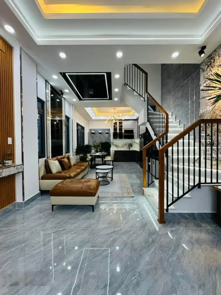 Thanh lý siêu phẩm nhà 1T2L quận 10, giá 3tỷ6,51,6m2(4,3x12m)sổ hồng riêng, hẻm xe hơi,hốt lẹ!!!!
