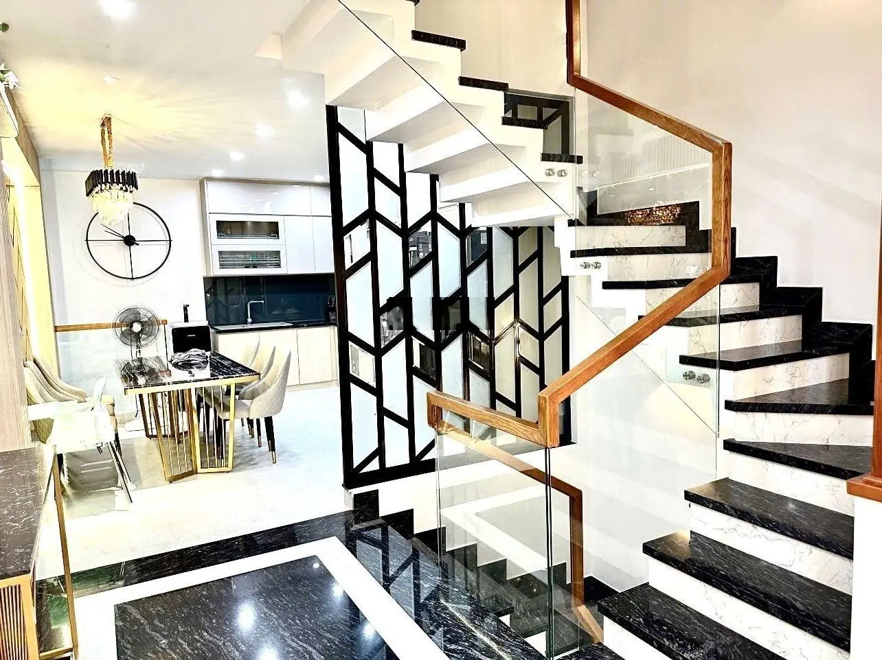 Nguyễn Thượng Hiền Bình Thạnh, nhà đẹp, giá rẻ, giá 13.8 tỷ