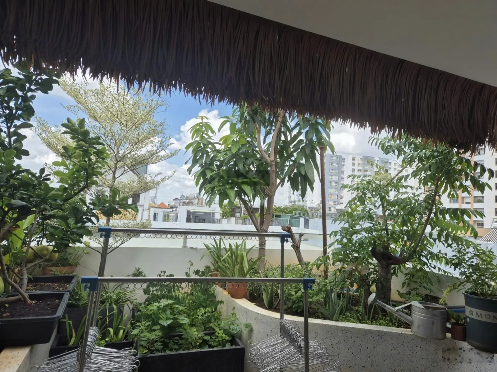 Nhà đẹp 5 tầng + thang máy ngay CC Bàu Cát / DT: 4.5x20m, 5 tầng mới đẹp, Gía bán: 16.8 tỷ