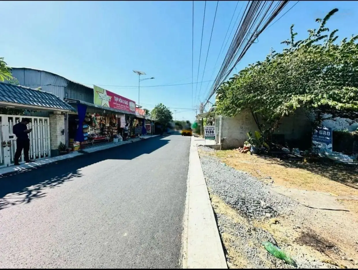 Bán đất nền diện tích 120m2 giá 395tr Sơn Đông, Bến Tre SHR, Hỗ trợ GPXD tại , Bao CHECK quy hoạch