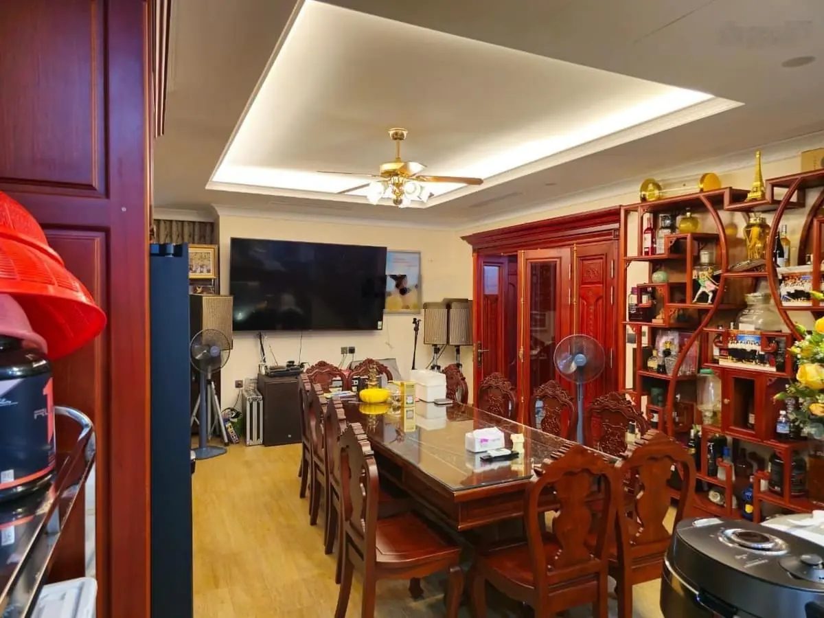 Bán nhà biệt thự lê duẩn đống đa,lô góc 3 thoáng-ô tô đỗ cửa,ngõ thông tứ tung 100m2/5t/9mt 18tỷ tl