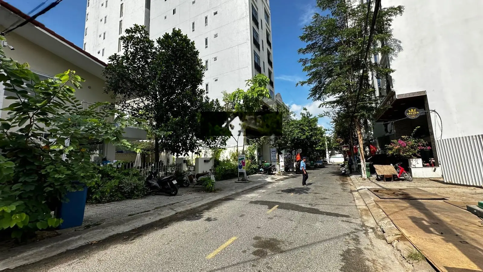 Tôi chính chủ bán đất đường 7.5m khu Phố Tây An Thượng 29. Diện tích: 80m2 ngang 5m. Giá 10tỷ500