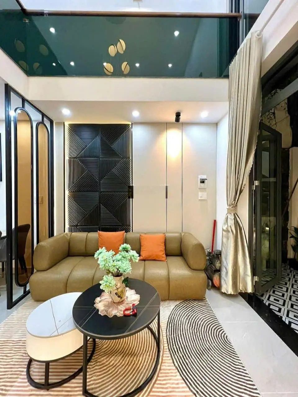 Nhà đẹp 50m2, 2 tầng, 3 phòng ngủ ( có phòng ngủ dưới) , gần biển 200m ,thanh khê