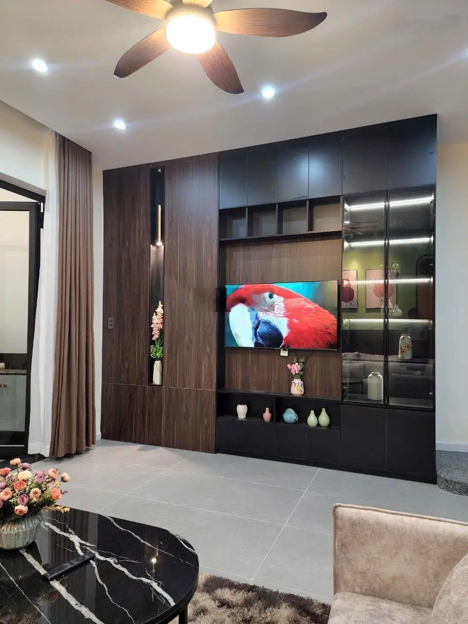 NHÀ ĐẸP 3 TẦNG GẦN NGAY CHỢ HOÀ KHÁNH- ÂU CƠ-KIỆT Ô TÔ THÔNG- CÁCH ĐG CHÍNH 50m