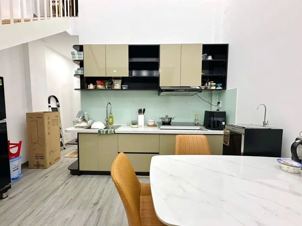 Nợ nần bán gấp nhà Hương Lộ 2, Bình Tân 55m2