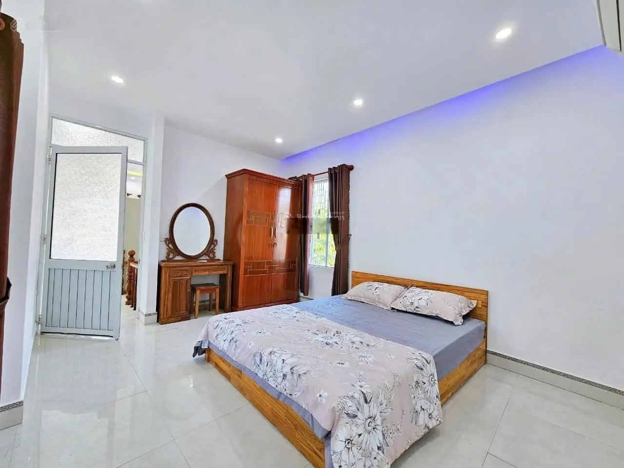 Bán nhà trên đường 18B, Bình Chánh, TPHCM. Sổ hồng riêng