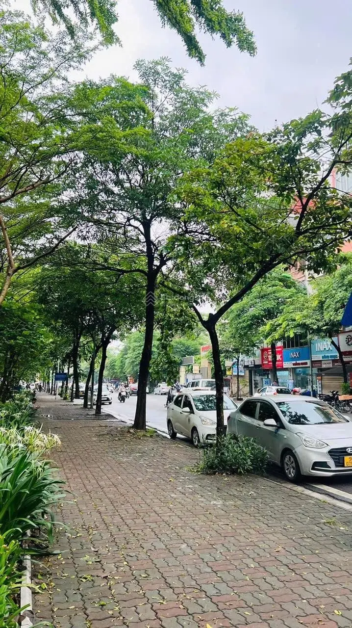 Bán Mặt phố Thanh Nhàn, Hai Bà Trưng . DT 126m2 5Tầng Mặt tiền 9m. giá: 52 tỷ.LH :0383 426 ***