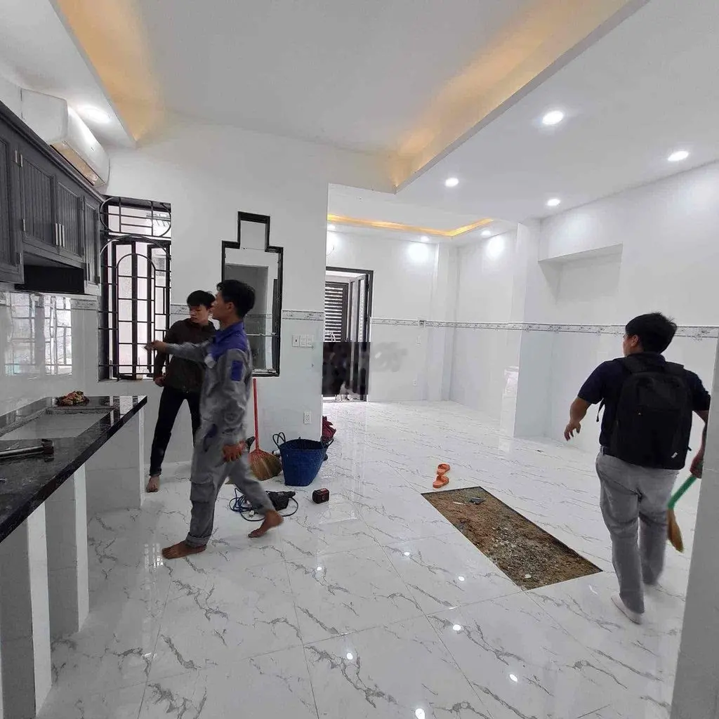 Nhà mới đẹp 58m2 - vị trí Vip - hẻm xe hơi tránh nhau - Bùi Đình Tuý