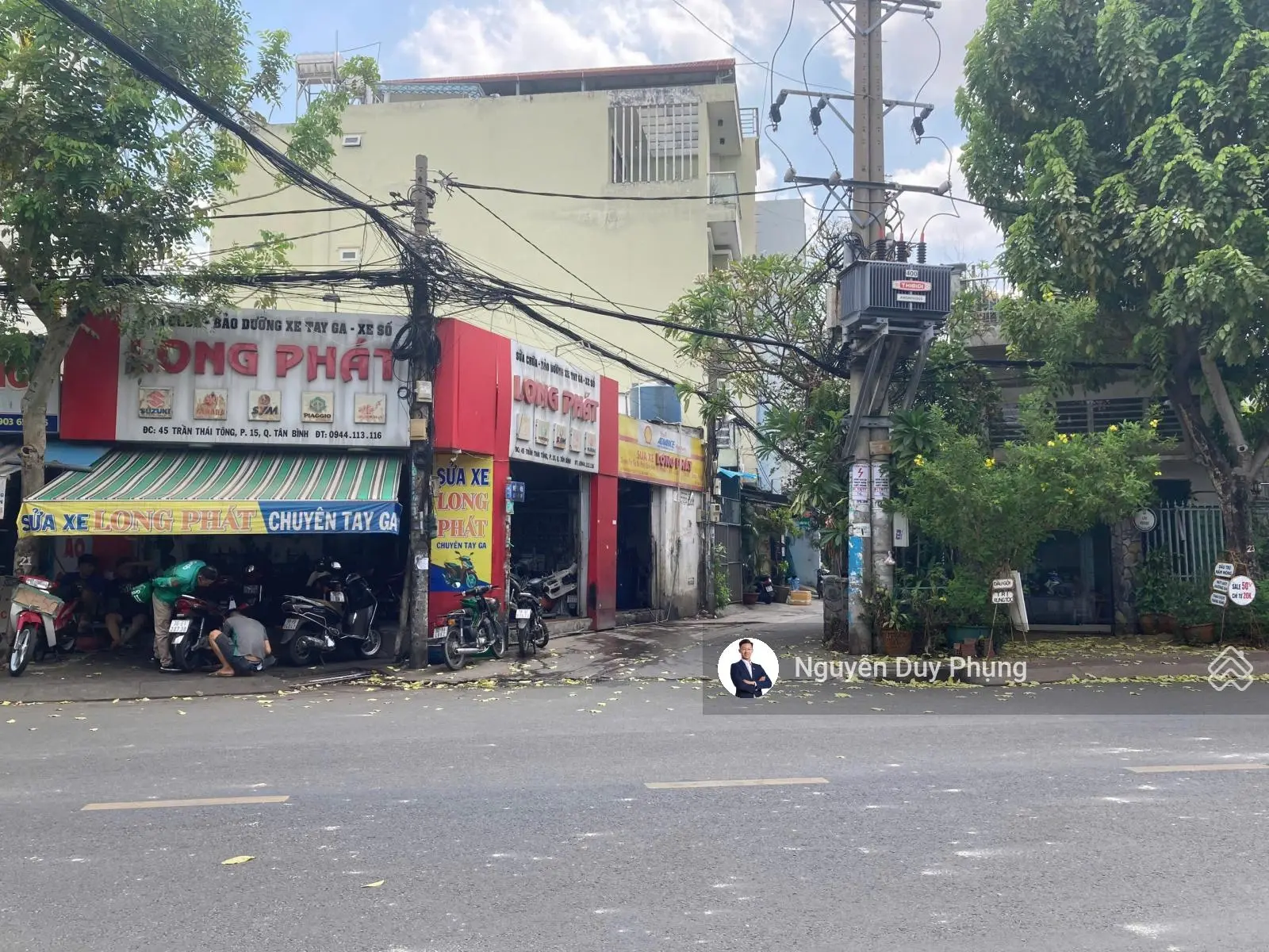 Bán gấp nhà phố 1 trệt 2 lầu thu hồi vốn, thấp hơn định giá ngân hàng. Nhà trống, sổ hồng riêng.