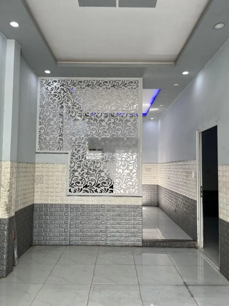 Nhà khu nội bộ sau Chợ Nông Sản Thủ Đức, sổ hồng 74m2 cần bán gấp