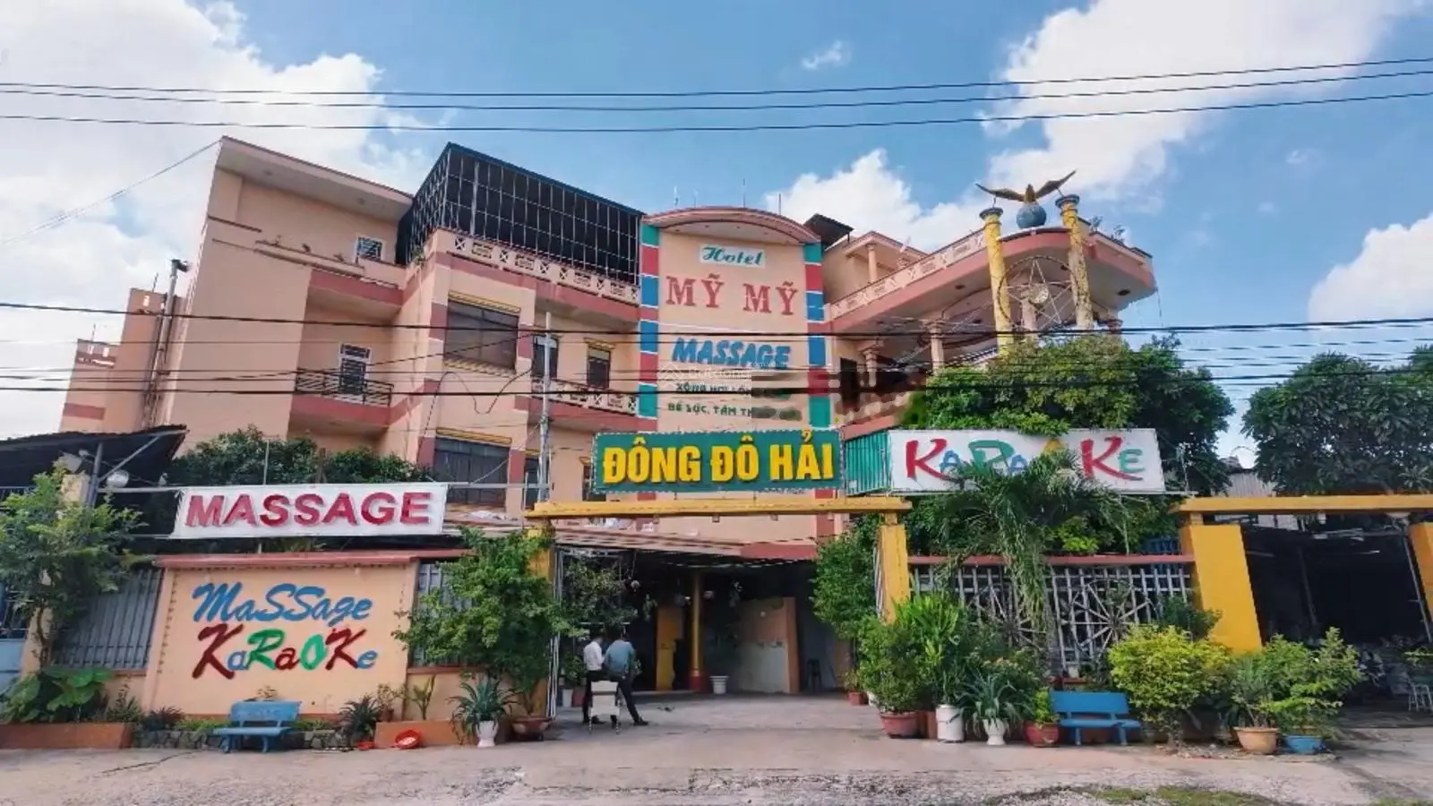 Cần bán cơ sở kinh doanh massage - karaoke - khách sạn 