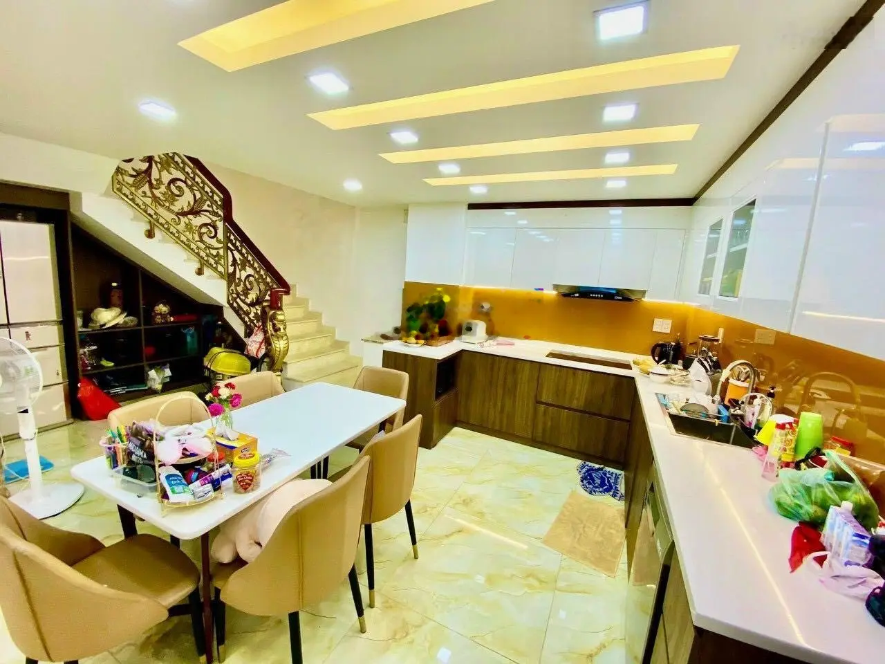 Hàng hiếm bán gấp MT KDC Bình Phú P10 Quận 6. 4,5x20m 3 lầu thang máy nhà đep giá chỉ 14.5 tỷ TL