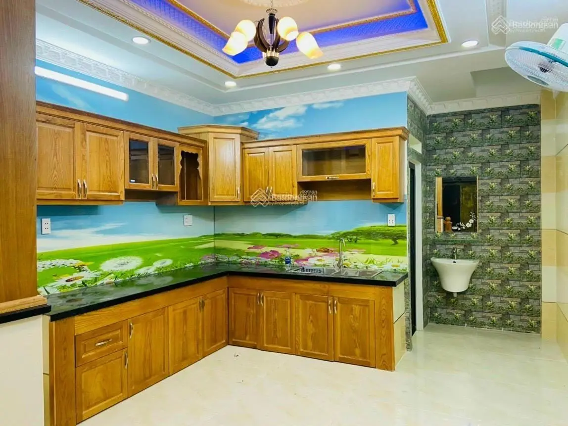 Bán nhà 1 sẹc Lê Văn quới hẻm thông 8m. DT ngang 4,2x15m đúc lửng 3 tấm hẻm xe hơi giá 5tỷ2