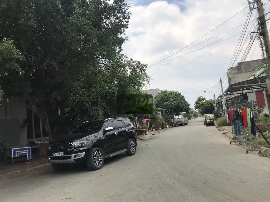 chính chủ bán gấp lô thổ cư,sổ riêng chỉ 660tr đối diện cổng Becamex.