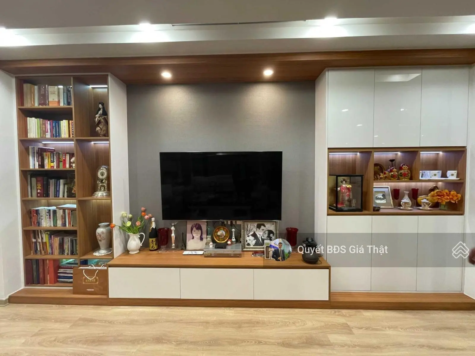 (Giá thật). Chính chủ bán căn 140m2 3PN + 2WC tầng trung đẹp giá 8.5 tỷ CC Vimeco Nguyễn Chánh
