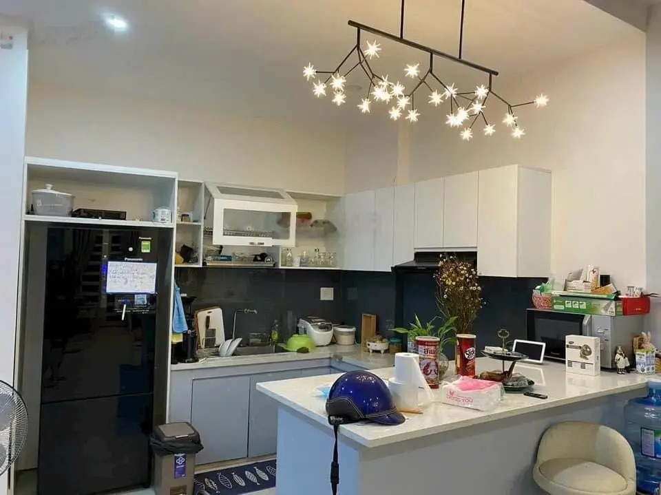 Chính chủ cần tiền bán nhà đường Huỳnh Văn Bánh, quận Phú Nhuận, DT 67,4m2 3T840