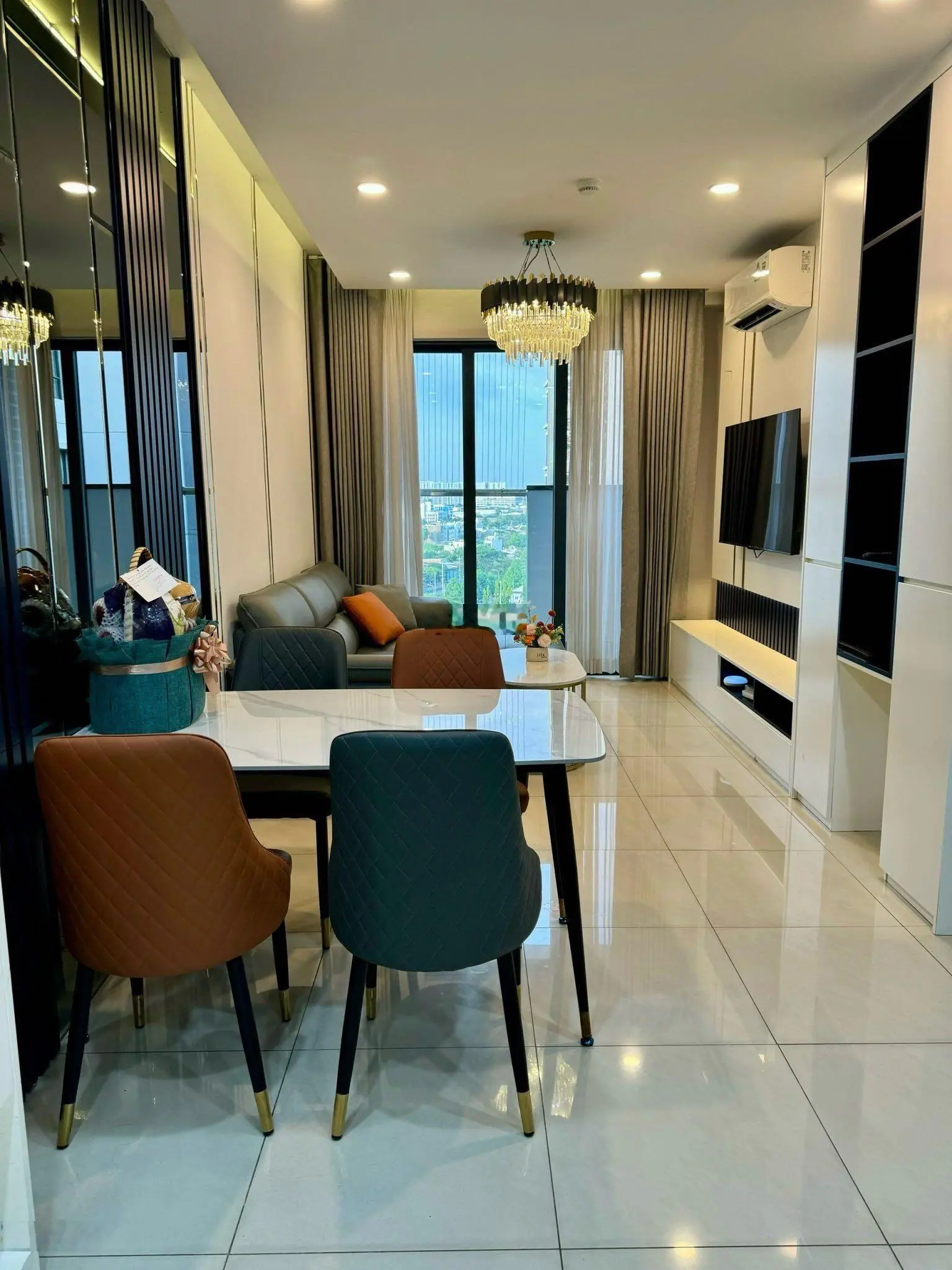Bán gấp Emerald 2PN-2WC(71,2m2) view nội khu, tầng cao chỉ 3,550 Tỷ