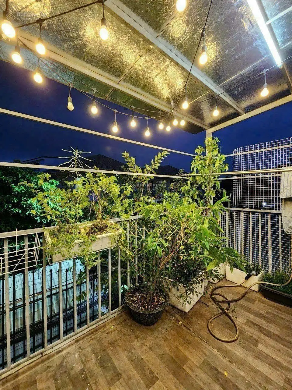 Bán nhà riêng tại Đường 1, 3,9 tỷ, 55m2, 2PN, 2WC, đầy đủ nội thất, hướng Tây Bắc