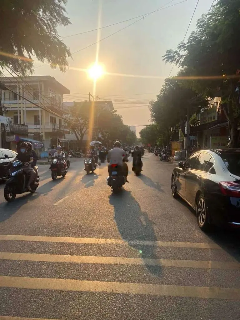 Nhà mặt tiền kinh doanh SIÊU ĐỈNH