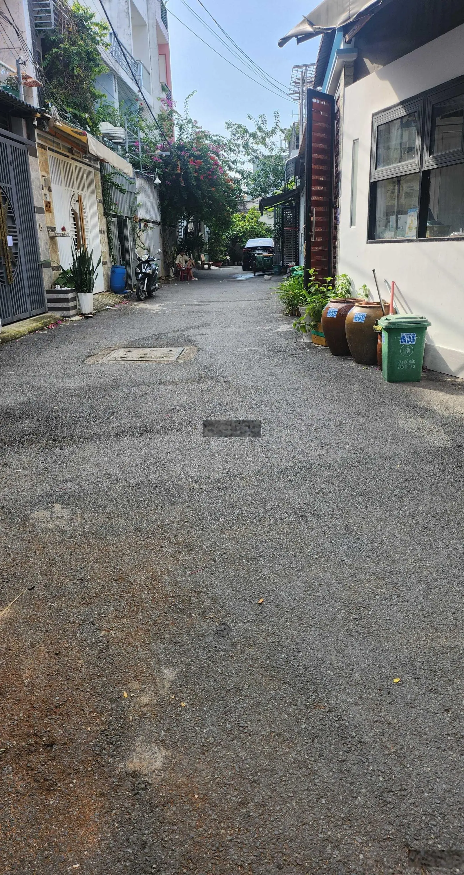 Bán nhà 2 lầu 3PN MT đường 22, sát CĐ Công Thương. Giá 6.5 tỷ, 68m2. LH: 0974 287 ***em Yến)