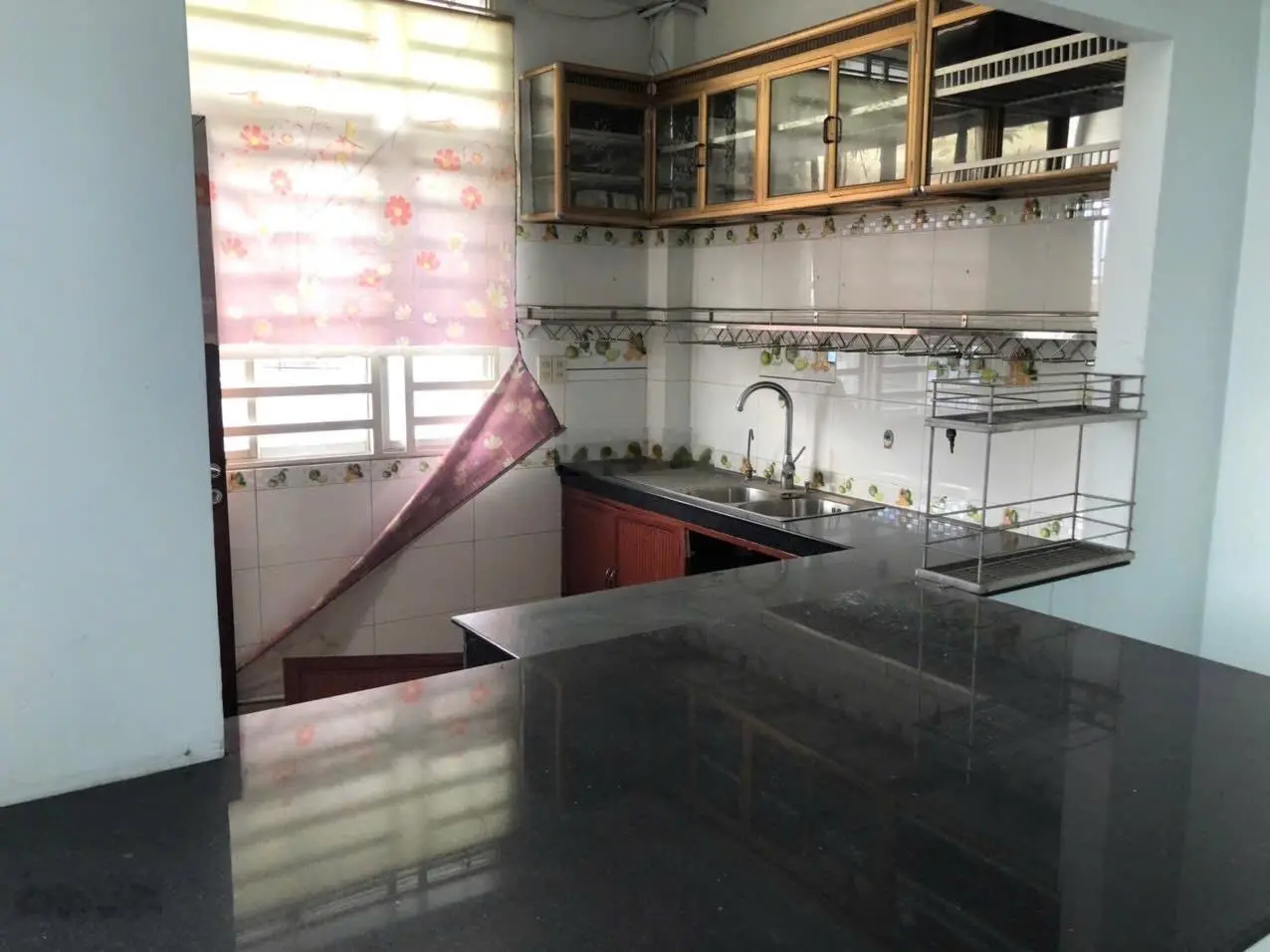 bán nhà mặt tiền Nguyễn Văn Quá, 6.22x31m, 5 tầng, có hầm, 18ty, Đông Hưng Thuận, Q12