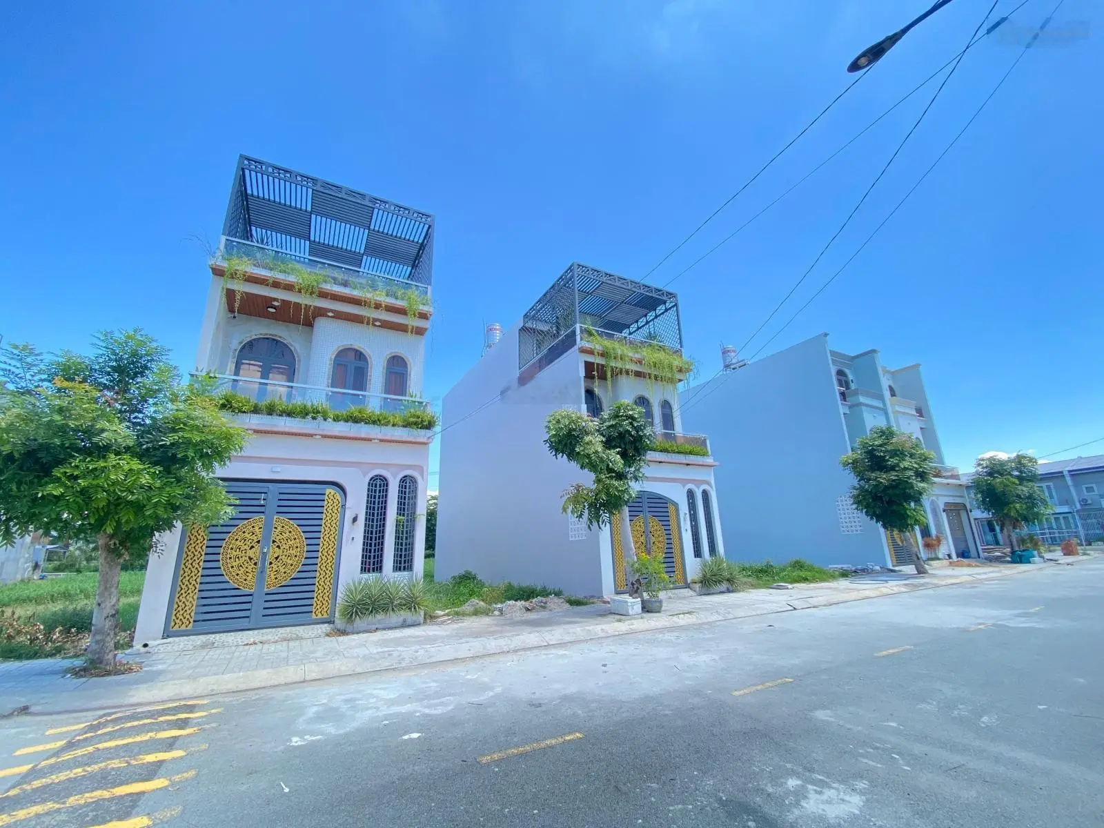 Bán đất Cát Tường Phú Sinh ngay công viên 7 Kỳ Quan Thế Giới DT: 5x19=95m2 SHR, vị trí siêu VIP ạ
