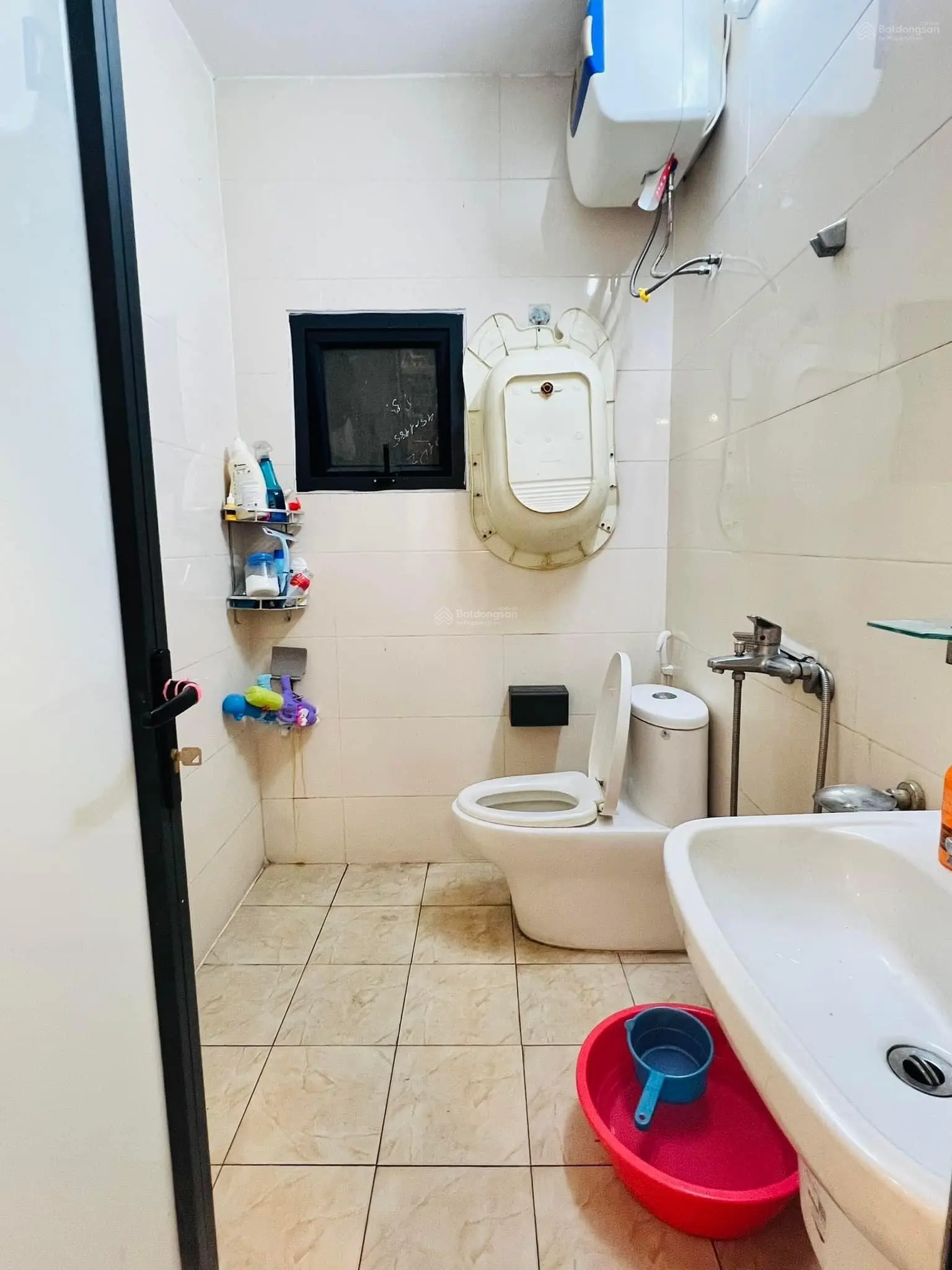 Nhanh! Giáp Ngoại Giao Đoàn, Xuân La 35m2 x 5 tầng, MT: 4.2m. Ngõ thông, ô tô đỗ cổng. Giá 6.3 tỷ
