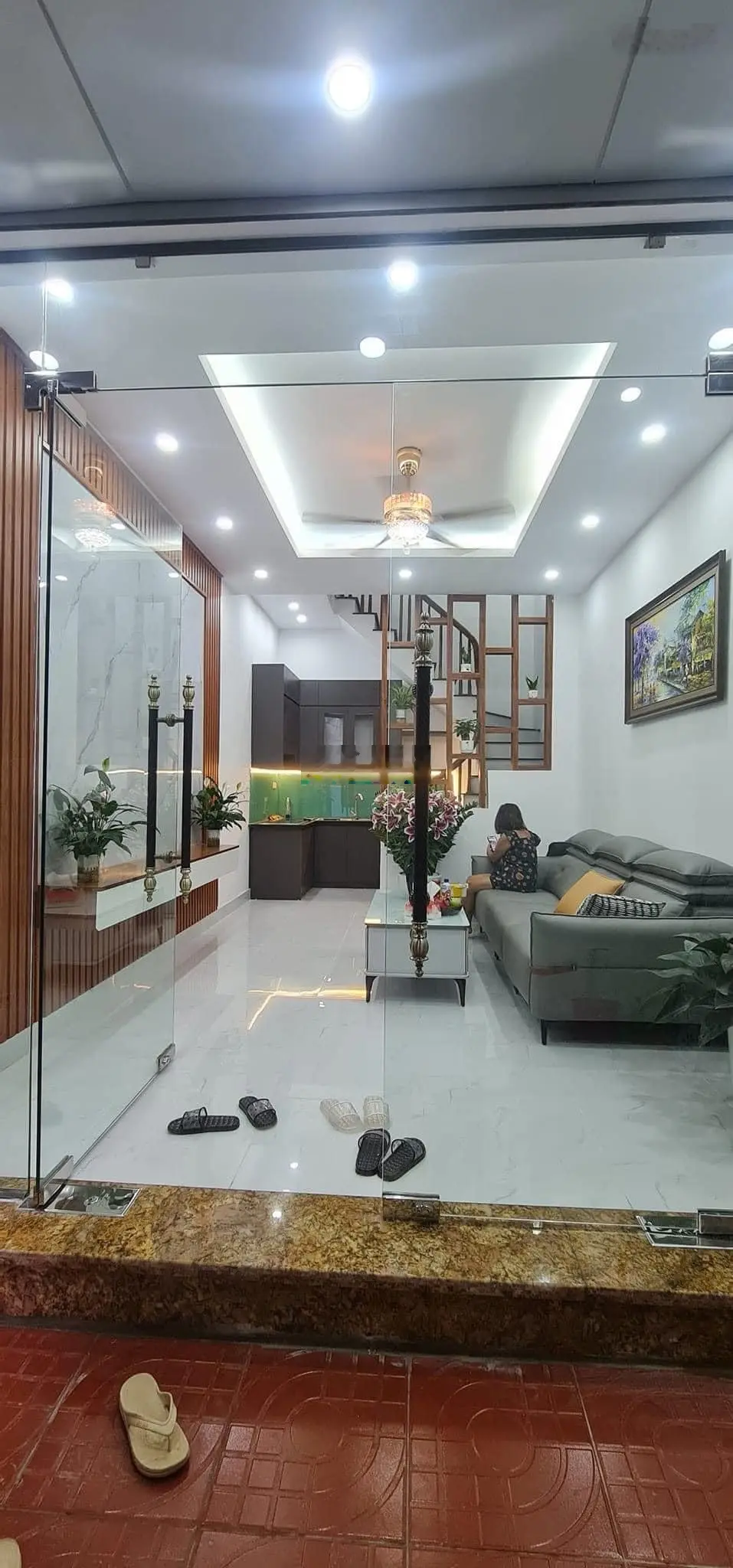 Thanh xuân nhà đẹp long lanh fuul nội thất 37 m -5 tầng chỉ 6.9 tỷ
