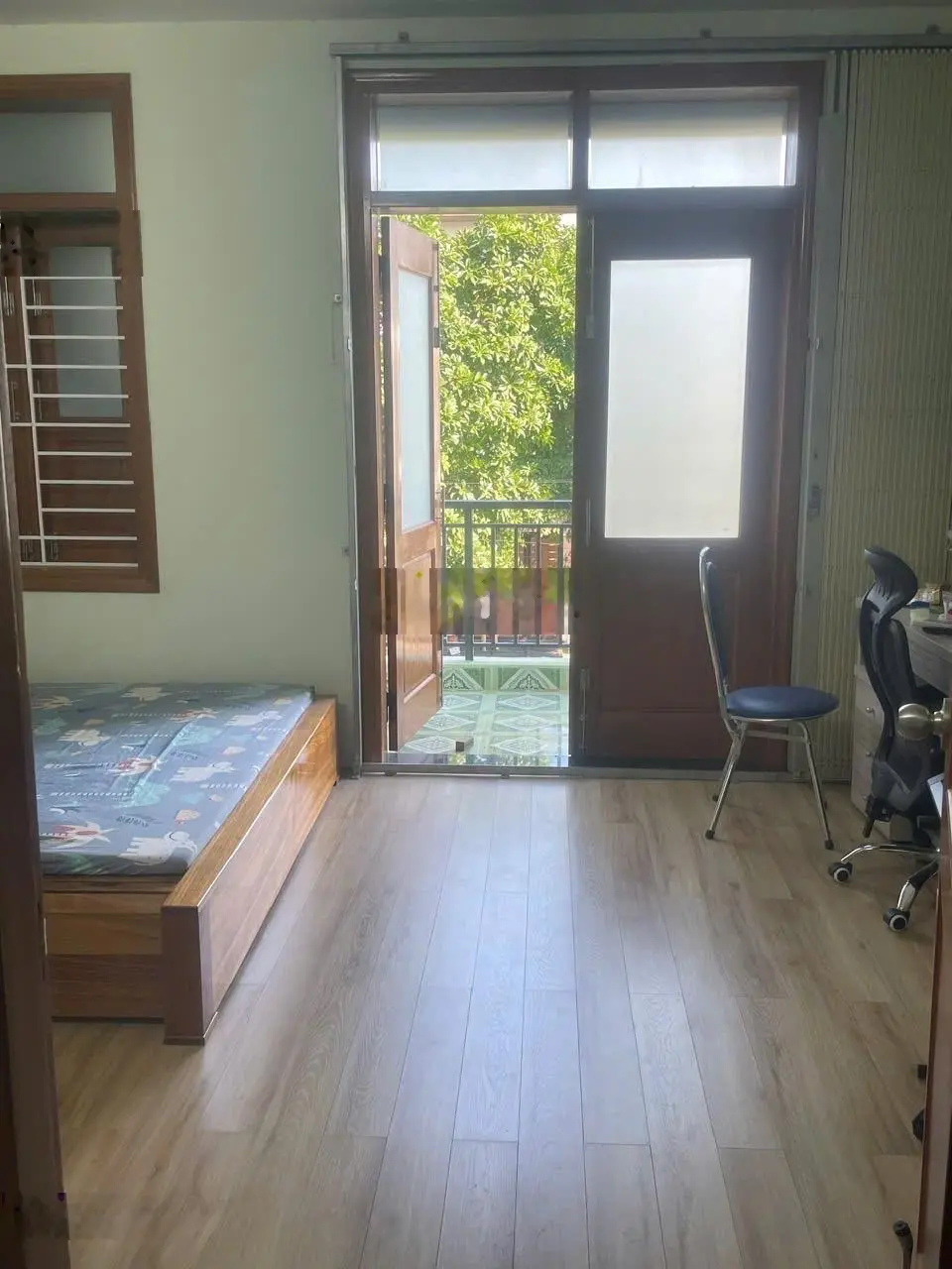 Bán nhà gói 4 Mỹ Gia. Hướng Đông Nam, đường 18m, thiết kế 4PN, 3WC, để lại nội thất