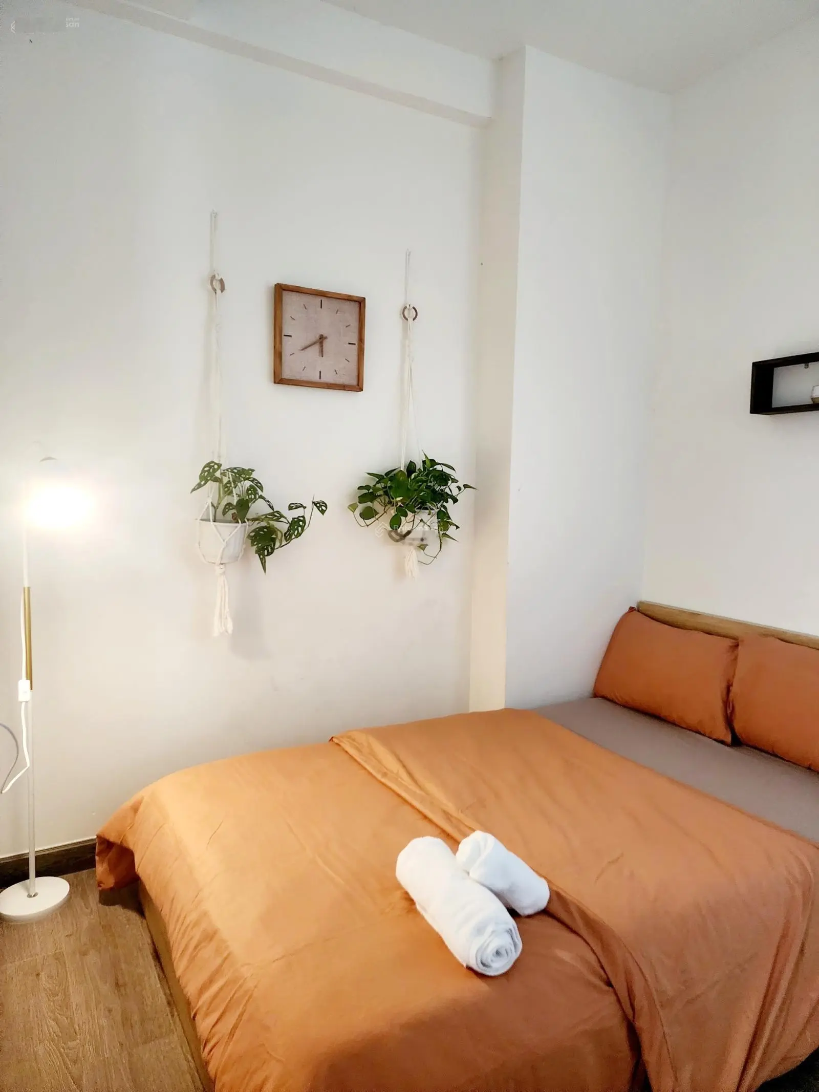 BÁN NGAY CH Q7 BOULEVARD 2PN2WC GIÁ 2,4 TỶ, ĐẦU TƯ SINH LỜI. THIỆN CHÍ THƯƠNG LƯỢNG. LH: 0911 850 ***