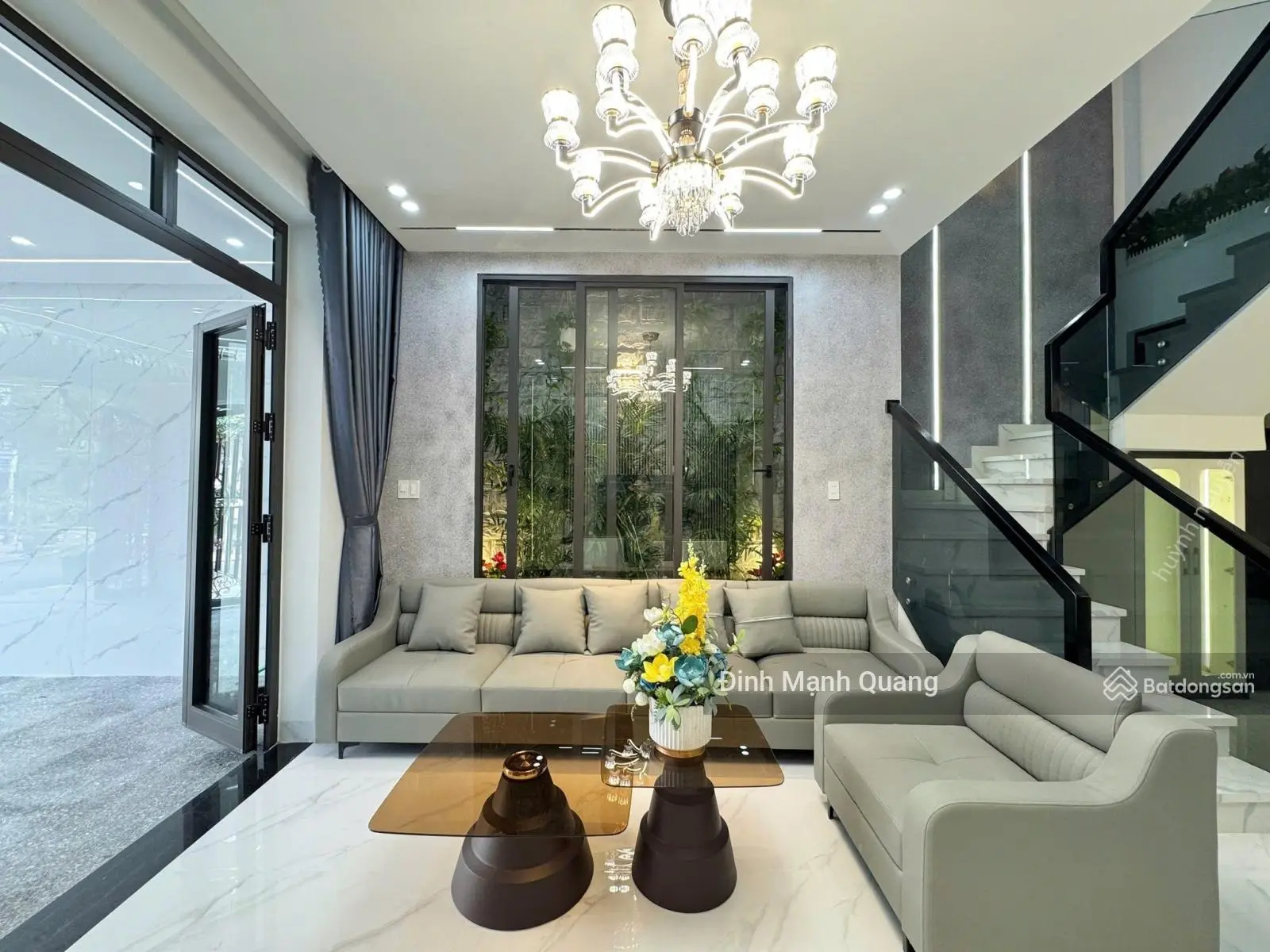 Hiếm có khó tìm, Phú Thượng Tây Hồ. 50m2, 5 tầng, nhà đẹp ở ngay, 7.7 tỷ.