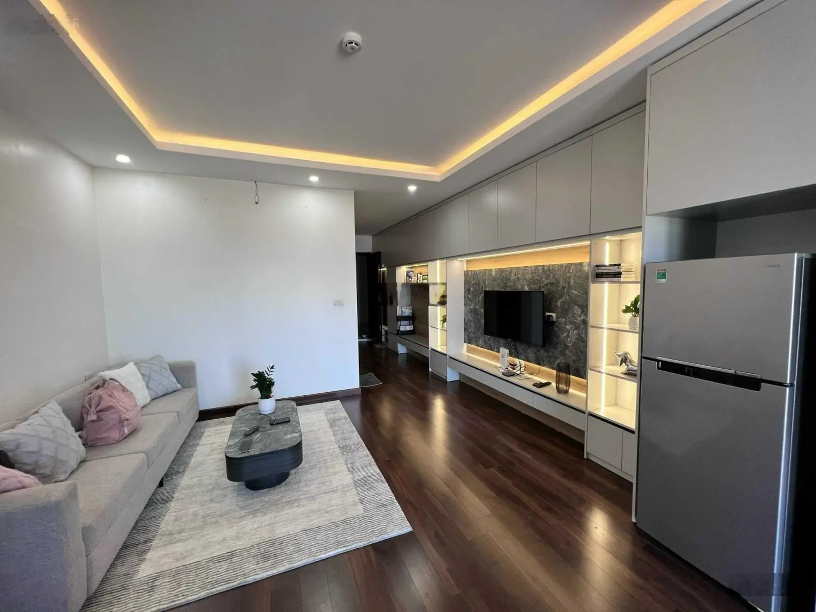 Bán chính chủ Căn số 12 (ban công Tây Bắc) 2PN 2WC: Diện tích 72m: Vốn đầu tư chỉ 8xx triệu.