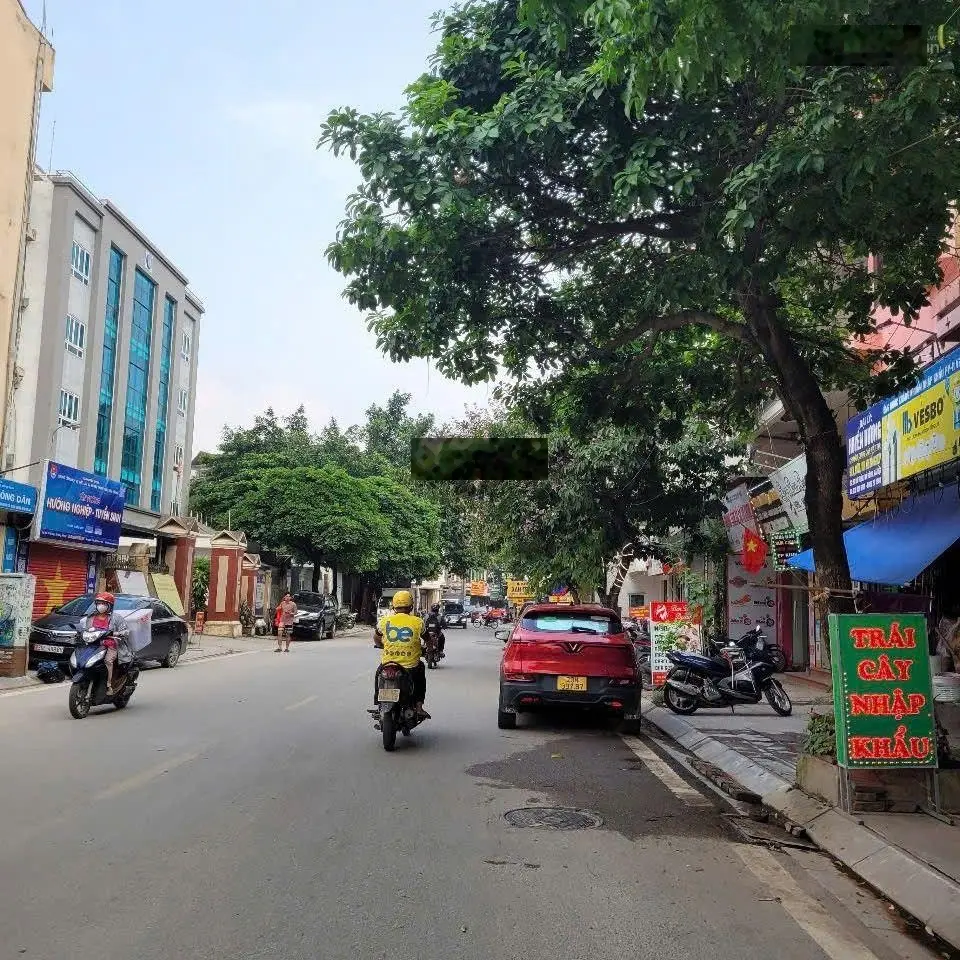 Bán nhà mặt ngõ ô tô 7.8 tỷ, DT sổ 32m2, MT 3m, trước nhà 5m, sau nhà 2m, Bà Triệu, Hà Đông