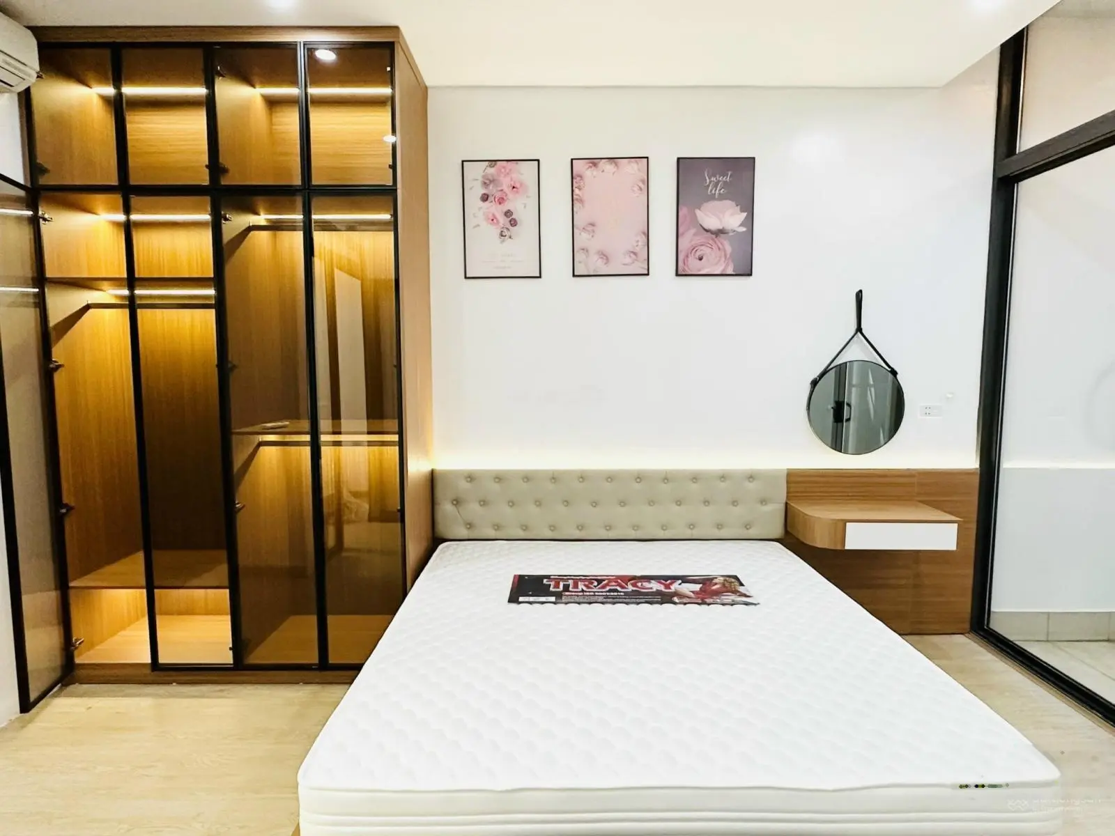 Bán CH 74m2 2PN 2WC giá 5.1 tỷ tòa Dolphin Plaza phố Nguyễn Hoàng, LH 0971 565 ***