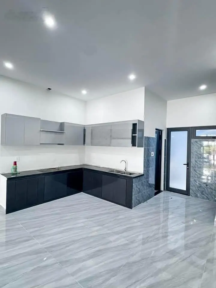 Cần bán gấp căn nhà mặt tiền đường 7m5 Nguyễn Chí Diễu, Sơn Trà, An Hải Bắc