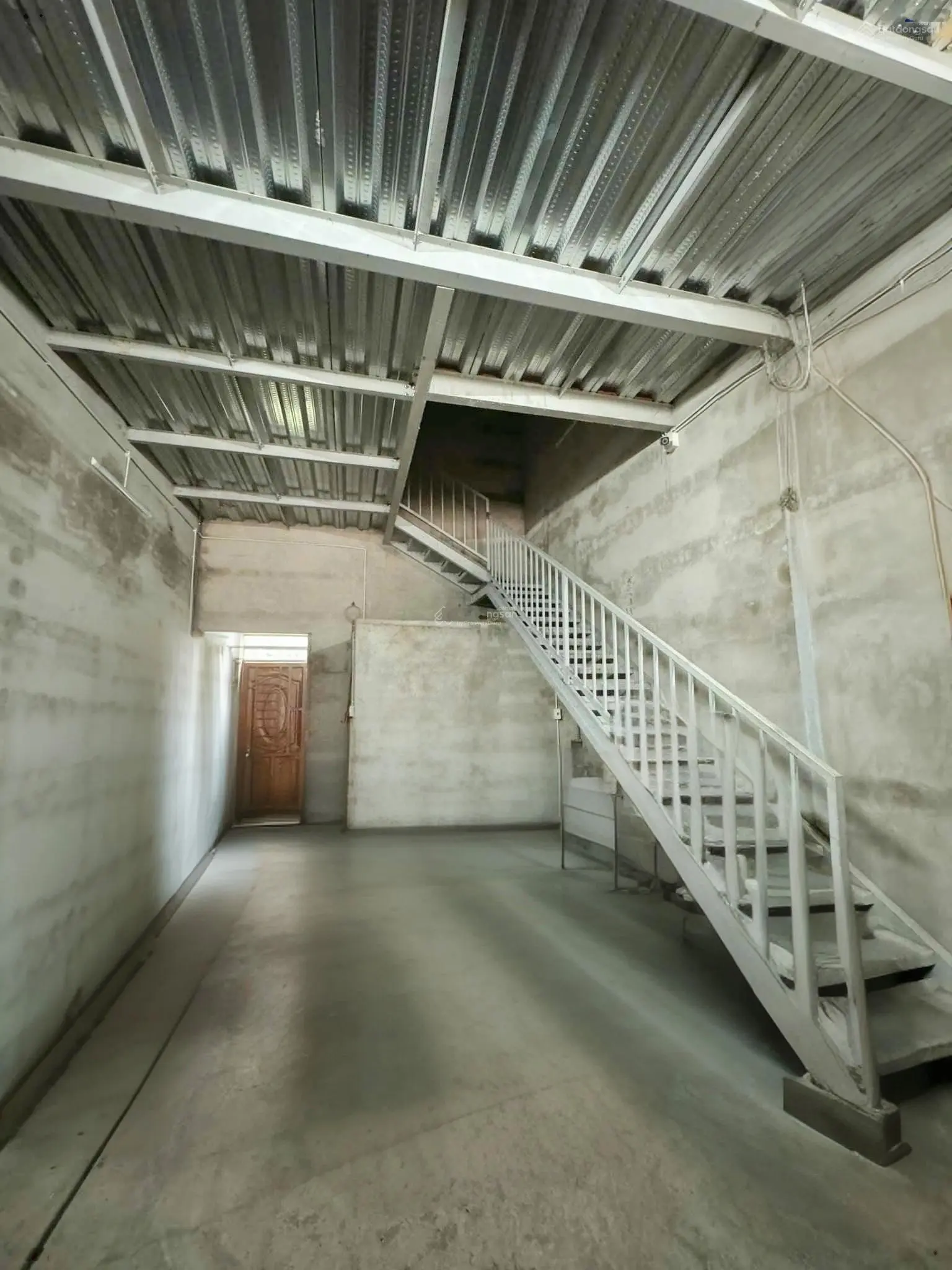 Bán nhà mặt tiền đường 22m kinh doanh, Vincom Dĩ An, 100m2(5x20), chỉ hơn 4 tỷ