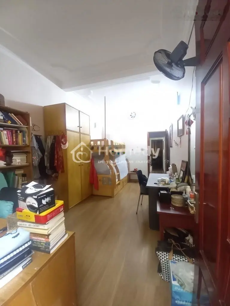 Nhà Bán 3 Tầng, Gần Ô Tô, Nhiều Tiện Ích – Làng Văn, Thanh Liệt, Cạnh Linh Đàm
