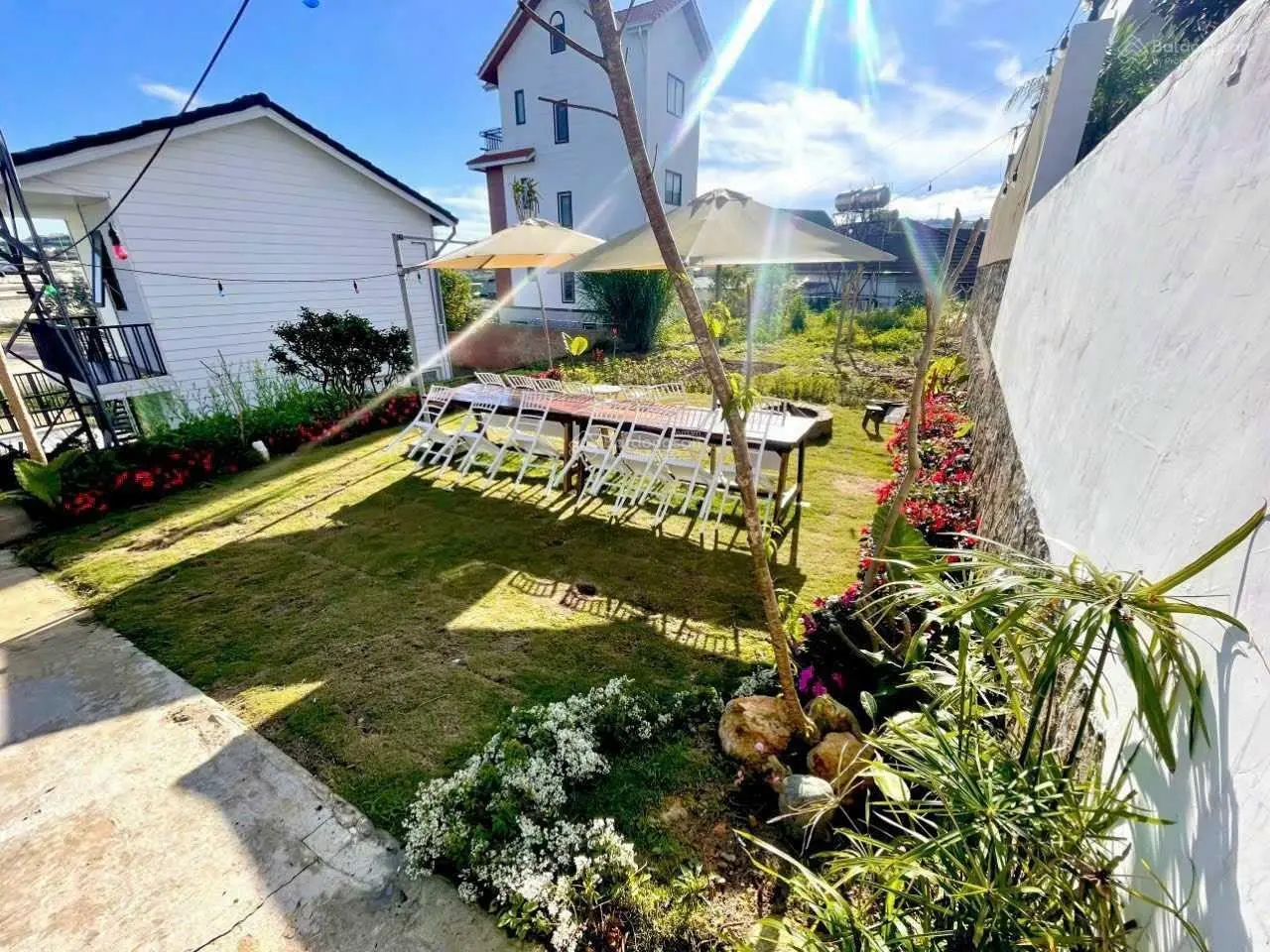 Villa sân vườn góc 2MT Trịnh Hoài Đức P11 200m2 3 tầng khai thác 80 - 100tr/tháng view thoáng đẹp