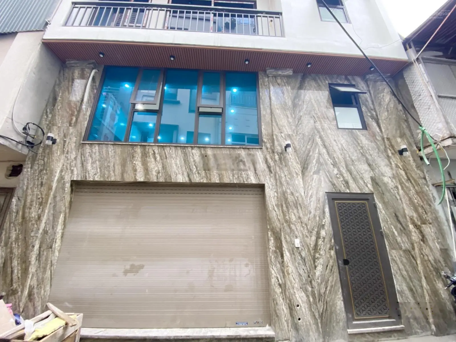 Hàng hiếm. 7 tầng thang máy quận thanh xuân. ô tô đỗ cửa - kinh doanh. giá 12.5 tỷ.