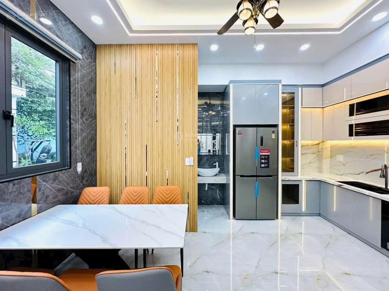 Bán Nhà 10m x 5m. Xây mới 3 lầu hẻm 10m chỉ sau nhà mặt tiền đường Liên Khu 2-5 P.Hiệp Thành