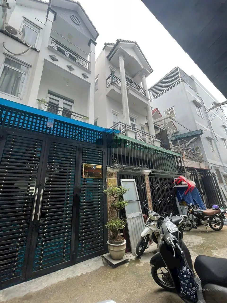 Bán nhà mới 2 lầu đường xe hơi 1979 tt nhà bè .nhà bè giá 5,5 tỷ