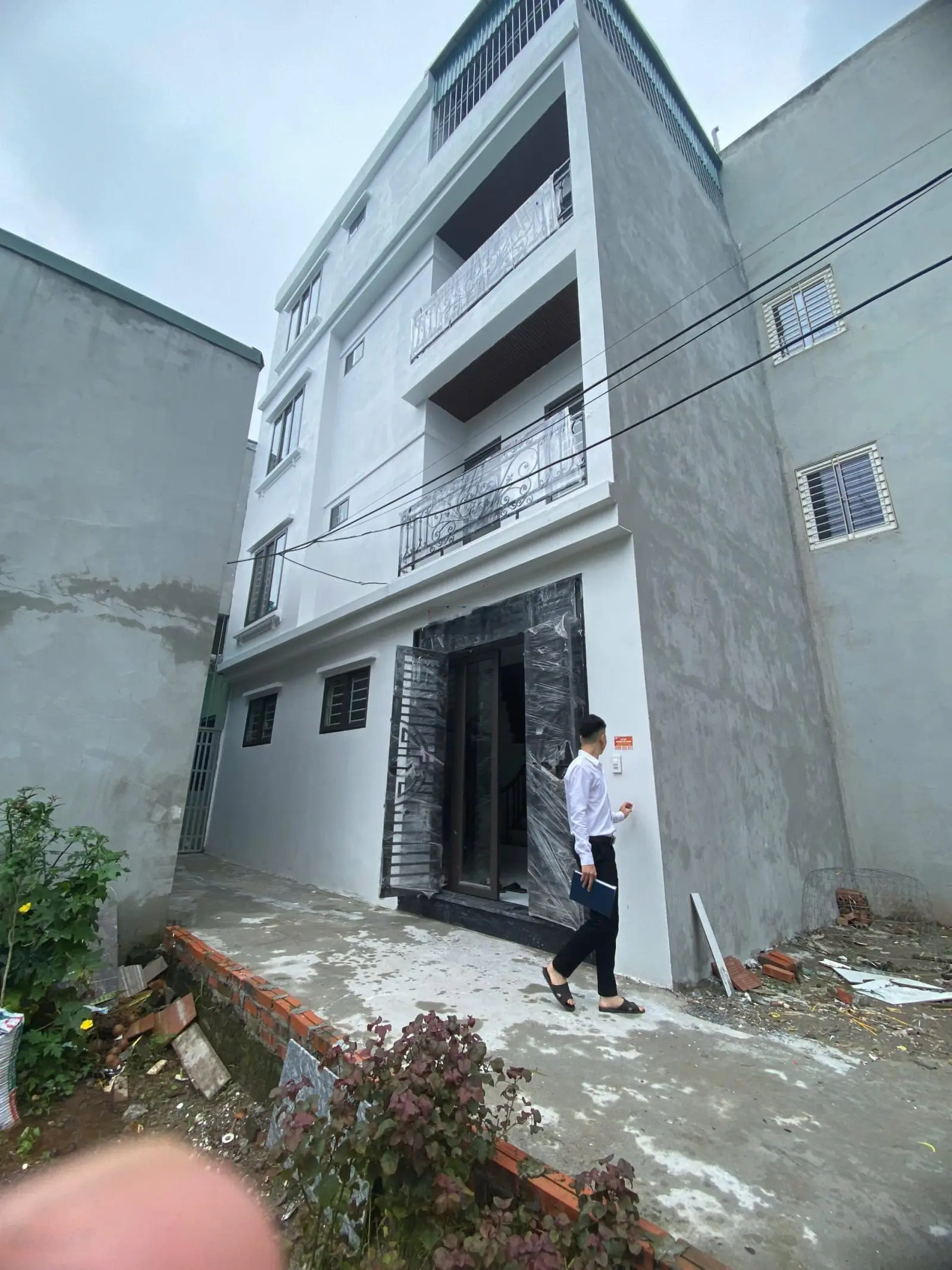 BÁN NHÀ YÊN NGHĨA 41M2.4 TẦNG.FULL NỘI THẤT, ĐẾN Ở LUÔN.VỊ TRÍ ĐẸP, Ô TÔ ĐỖ CỔNG.GIÁ CHỈ NHỈNH 3 TỶ