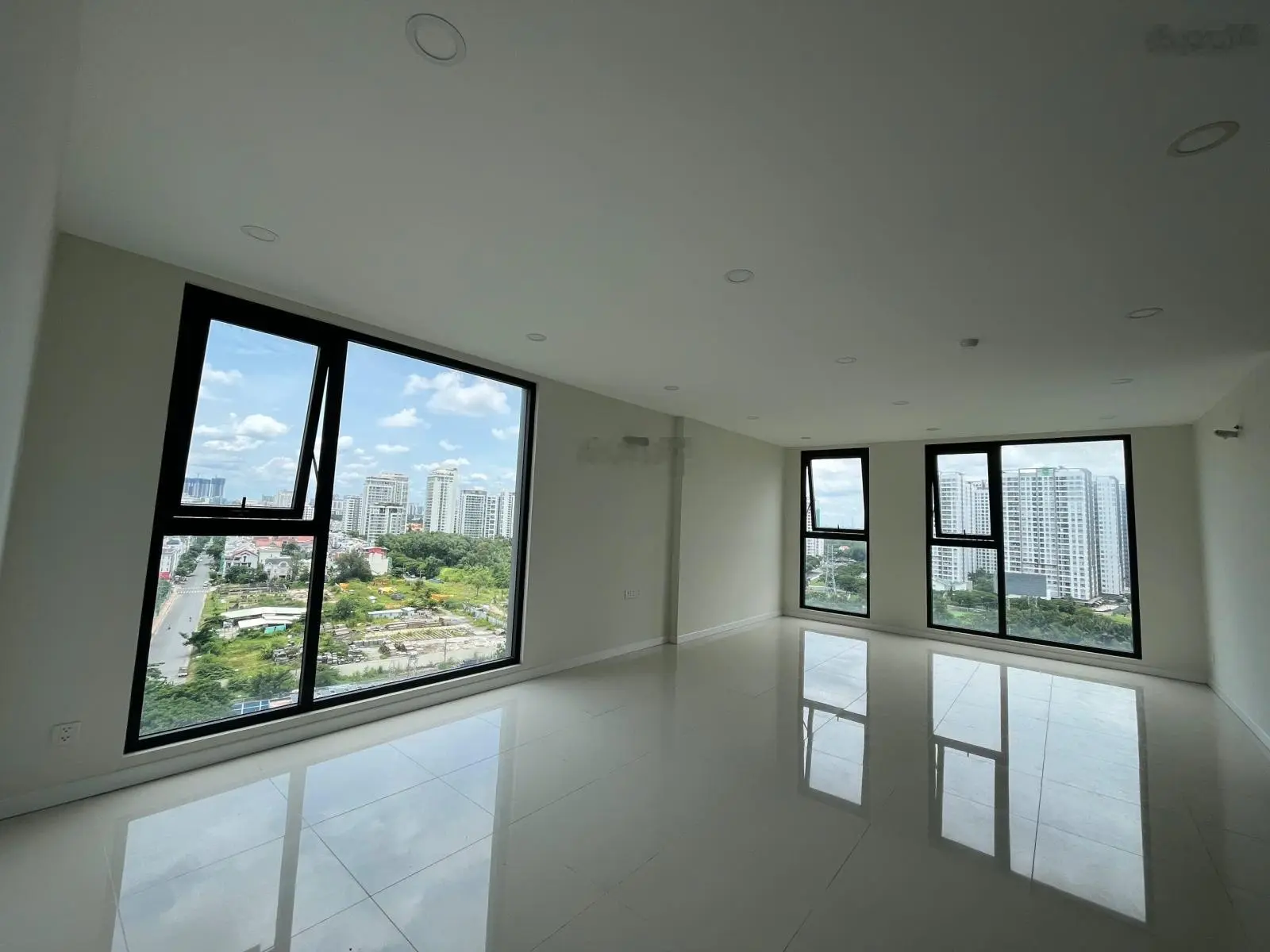 Sang nhượng CH OT 37m2 view nguyễn văn linh dự án Lavida Plus quận 7 giá net 1,87 tỷ Lh 0938 677 ***