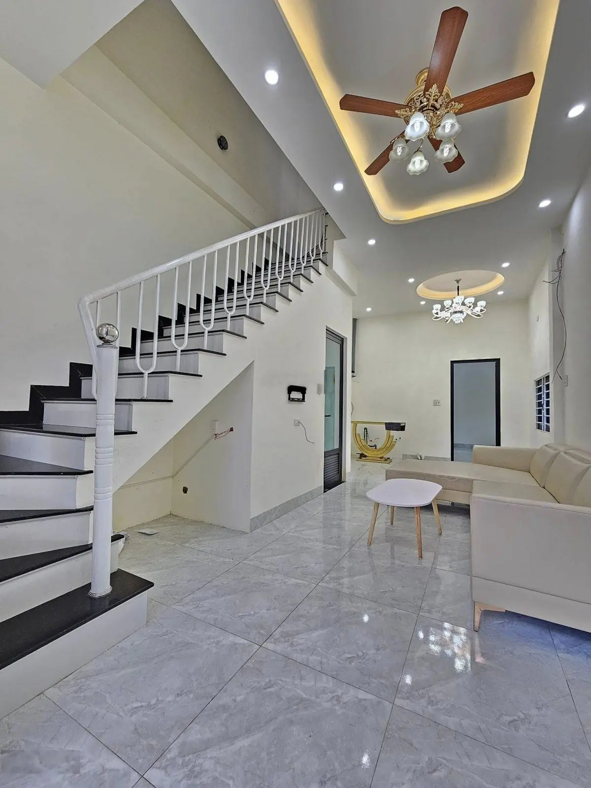Bán Nhà 3 tầng K249 Hà Huy Tập, 3.72 tỷ